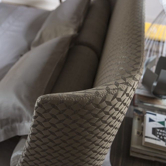 VIVIEN Beds