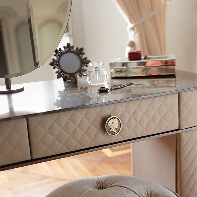 PENELOPE Dressing Tables