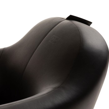 DD-6925 Armchairs