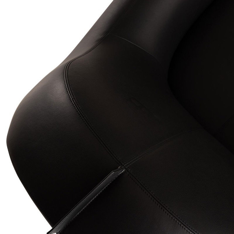 DD-6925 Armchairs
