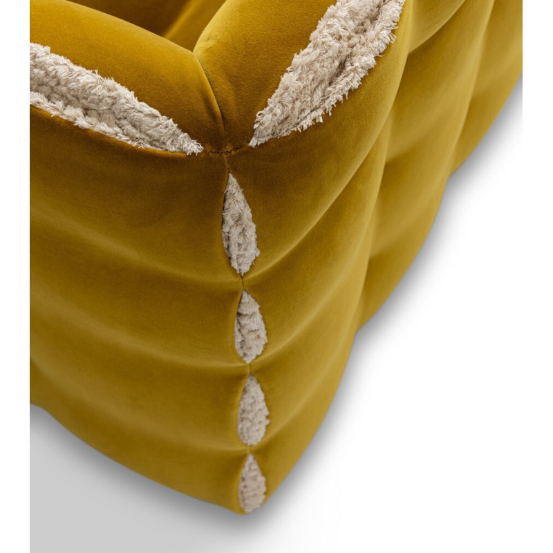 DD-7837 Armchairs