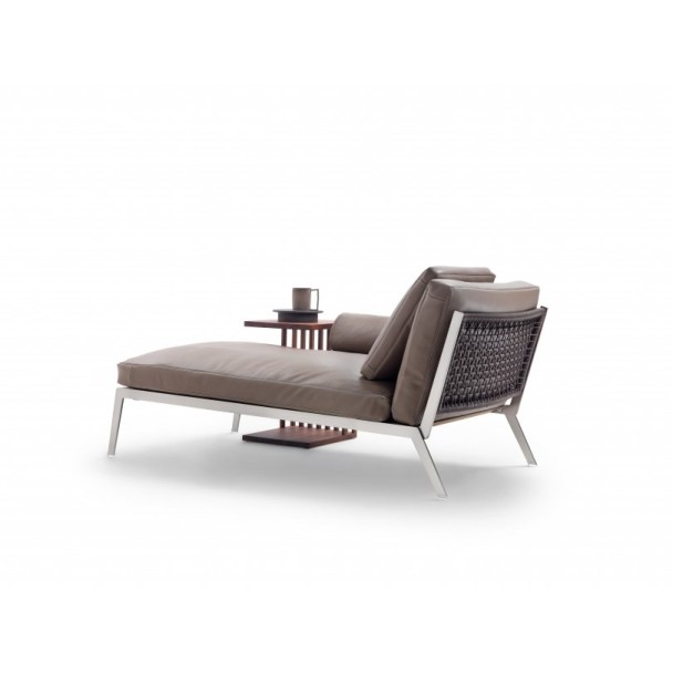 Happy Chaise Longues