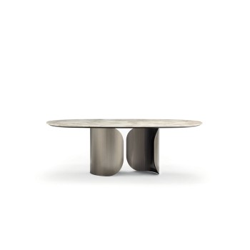 OSCAR Dining Tables