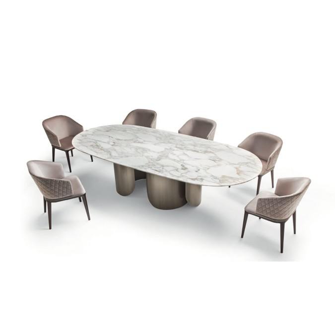 OSCAR Dining Tables