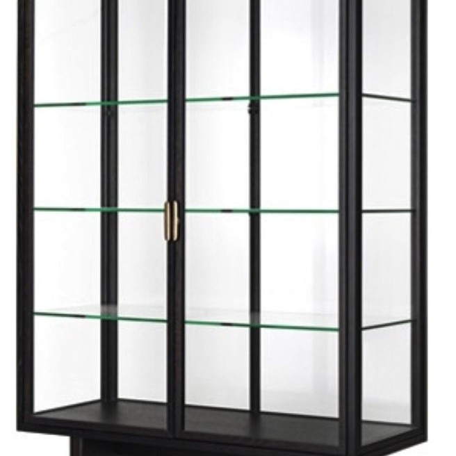 DD-8932 Bookcases