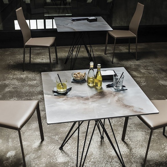 DD-9897 Dining Tables