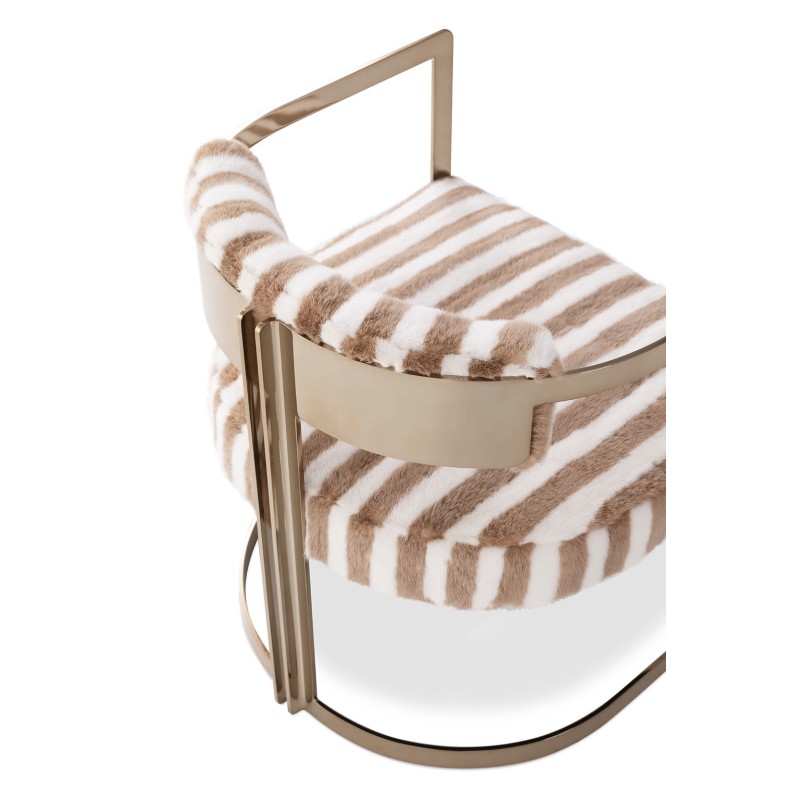 DD-9926 Chairs
