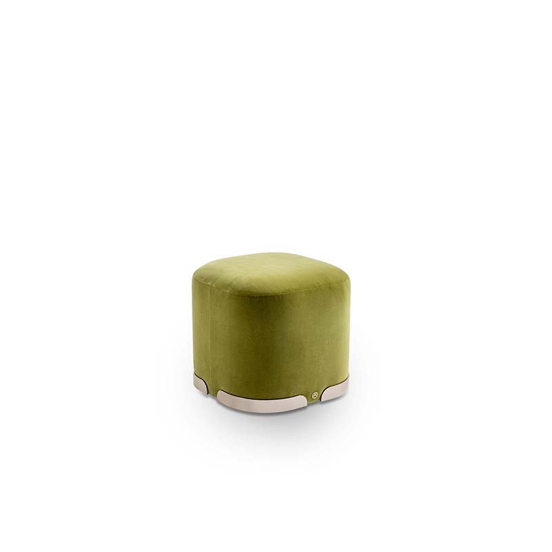 DD-10927 Stools & Benches