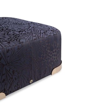 DD-10927 Stools & Benches