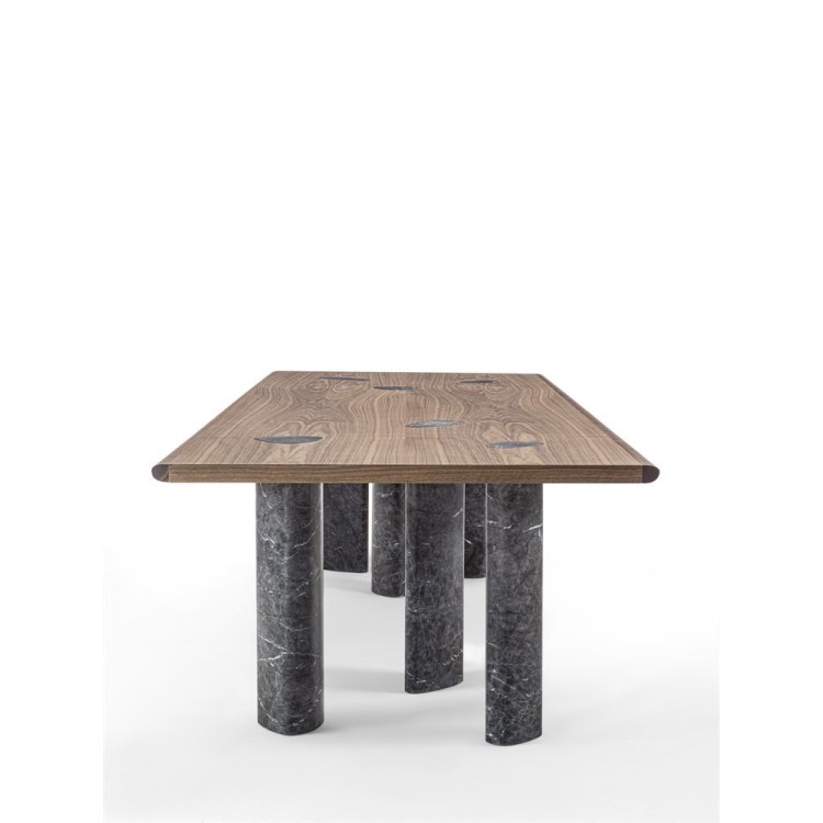 OSMOSE Dining Tables