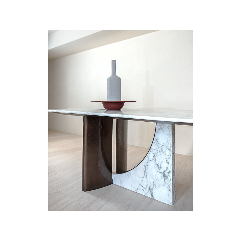 Spinnaker Dining Tables
