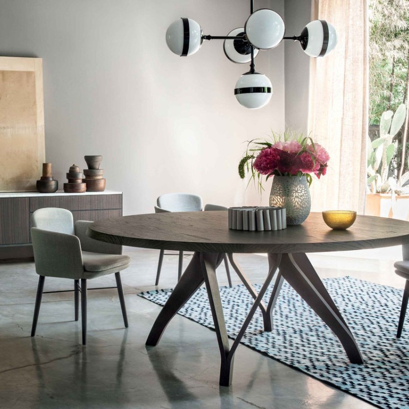 WOW Dining Tables