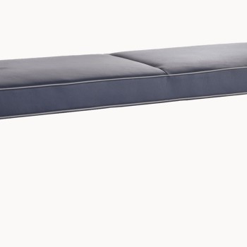 P08 Stools & Benches