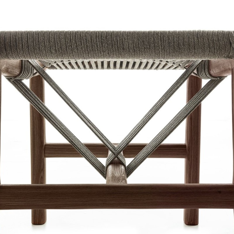DD-13125 Stools & Benches