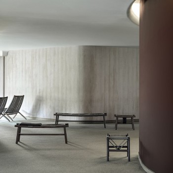 DD-13125 Stools & Benches