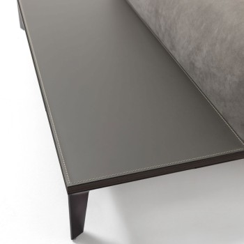 TAYLOR Stools & Benches