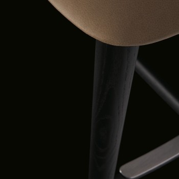 CURVE Stools & Benches