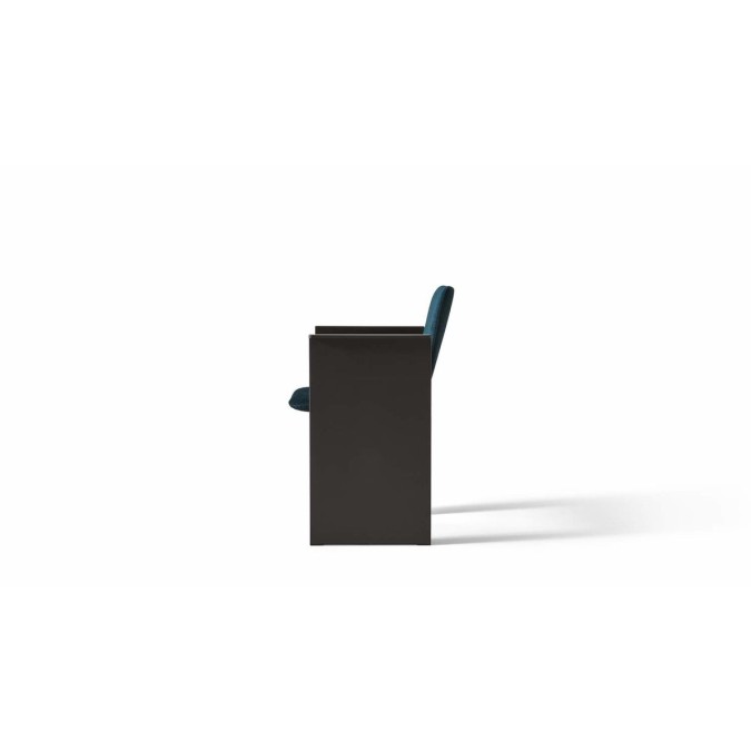 FLUTZ Armchairs