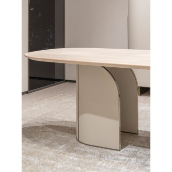 Duna Dining Tables