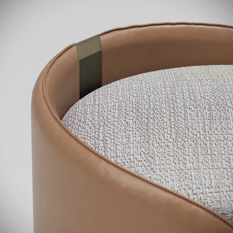 Suite Stools & Benches