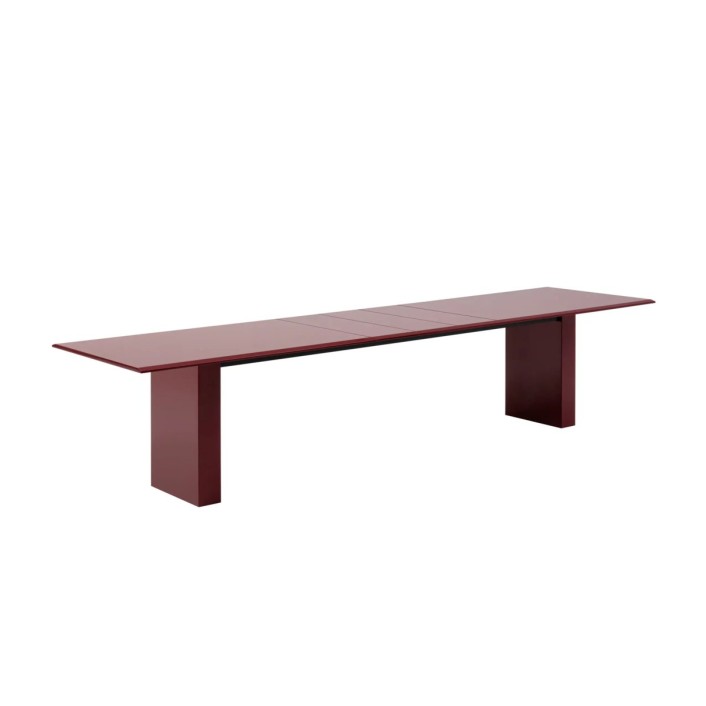 Assiale Dining Tables