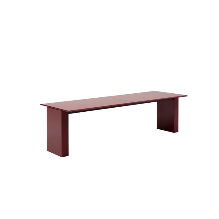 Assiale Dining Tables
