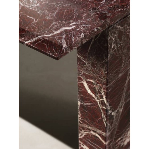 Assiale Dining Tables