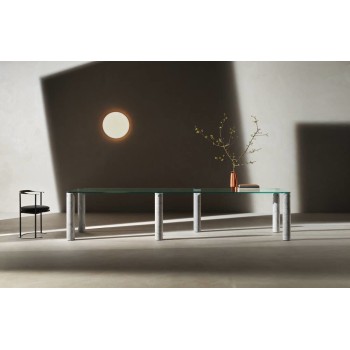 Isos Dining Tables