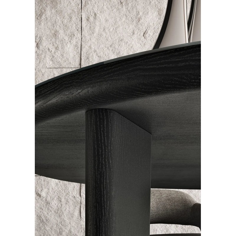 ARNOLD Dining Tables