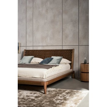 Honeymoon Beds