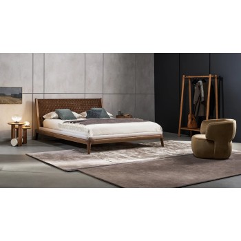 Honeymoon Beds