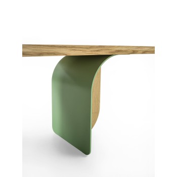 FORMA Dining Tables