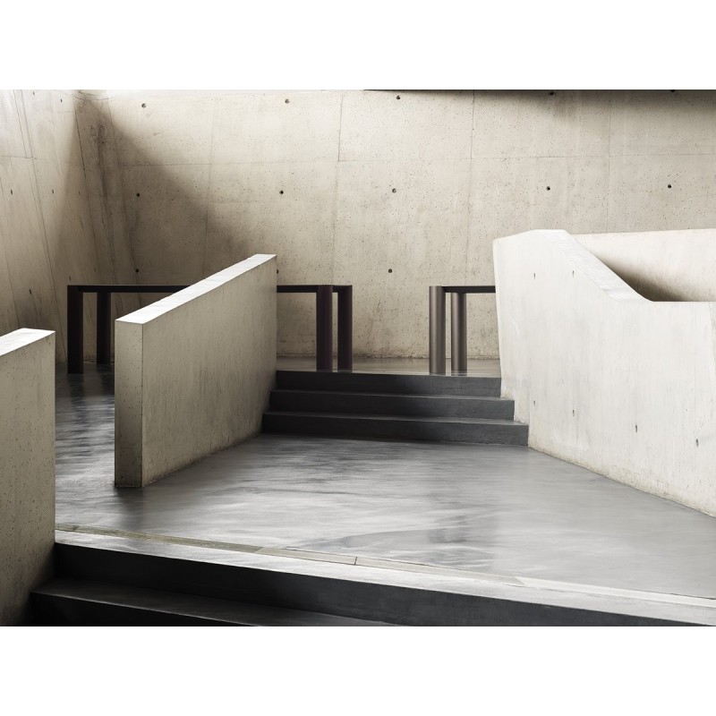 CYCLOP Dining Tables