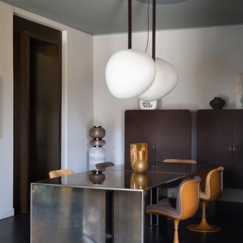 Y25 Dining Tables