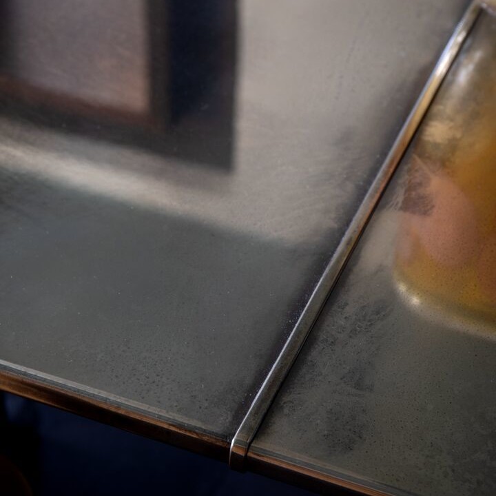 Y25 Dining Tables