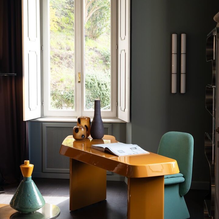 Aegates Office Desks