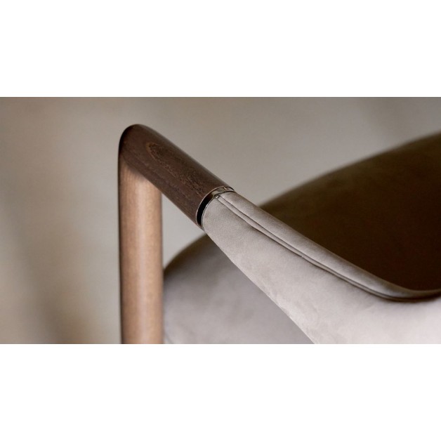 Elanta Chairs