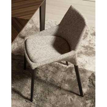 OUTLINE Chairs