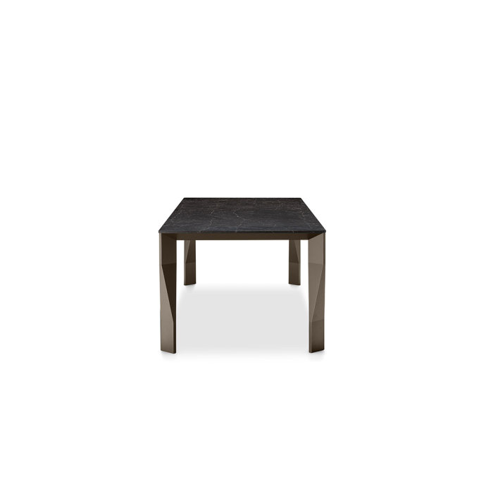 DIAMOND Dining Tables
