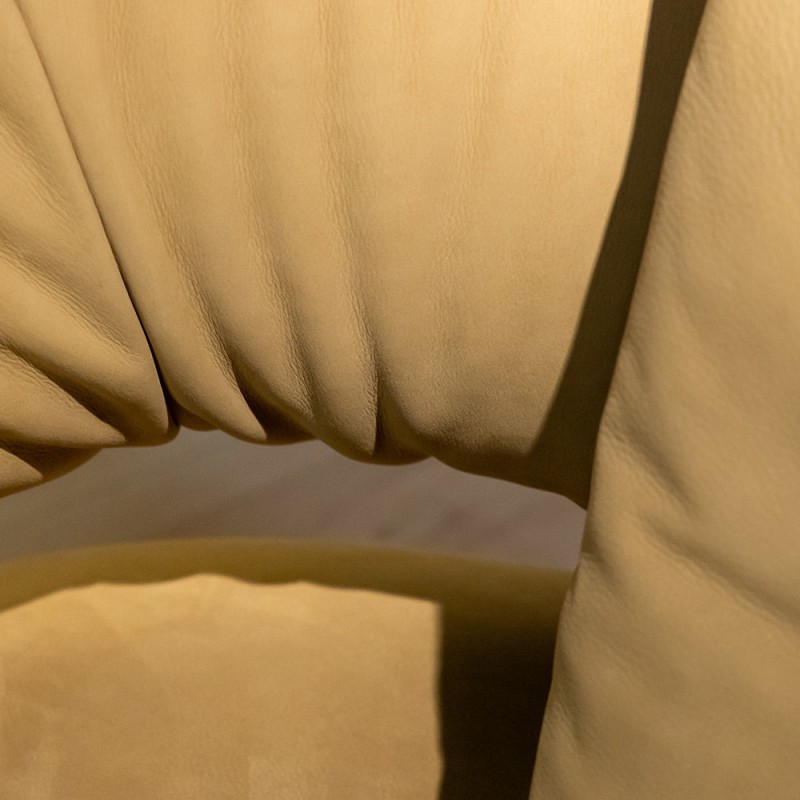ABBRACCIO Sofas