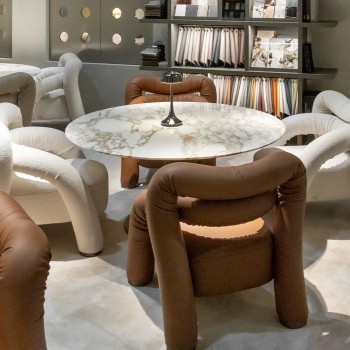 ABBRACCIO Armchairs
