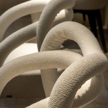 ABBRACCIO Chairs