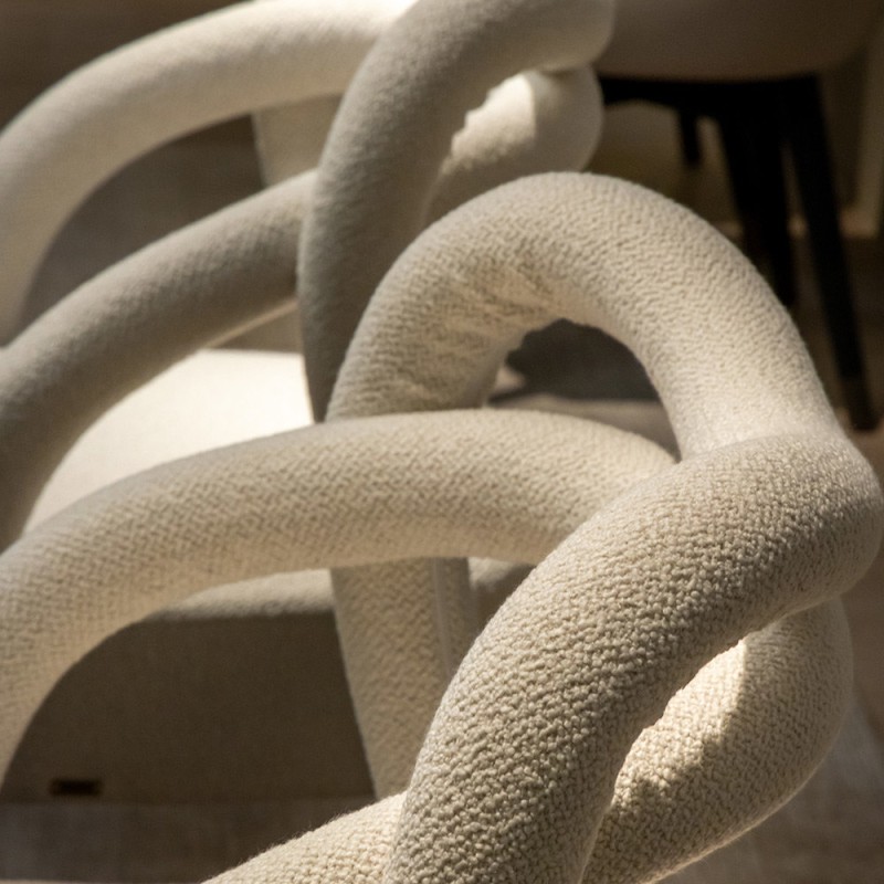 ABBRACCIO Chairs