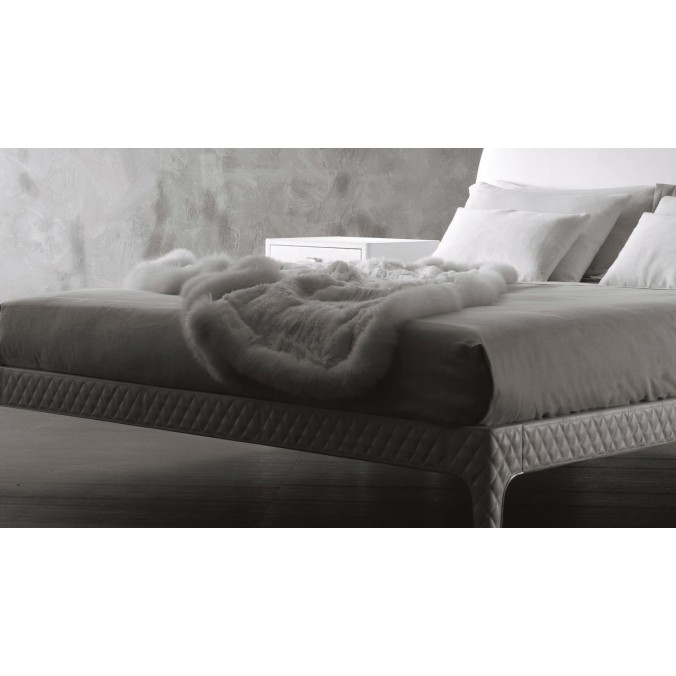 TAYLOR Beds