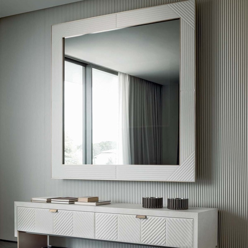 DD-17204 Sideboards