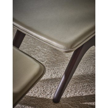 DD-17332 Armchairs