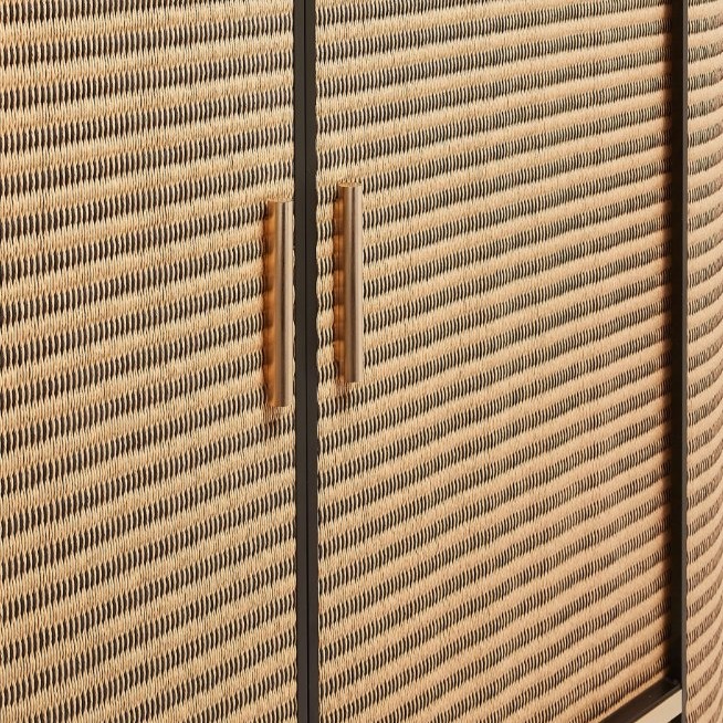 DD-17374 Sideboards