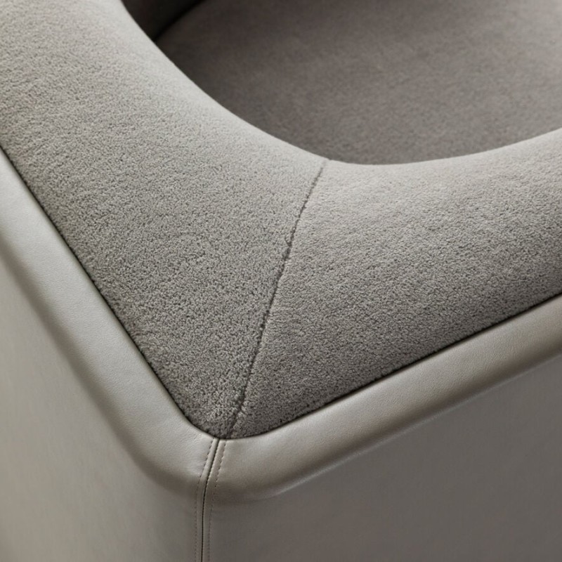 DD-17379 Armchairs