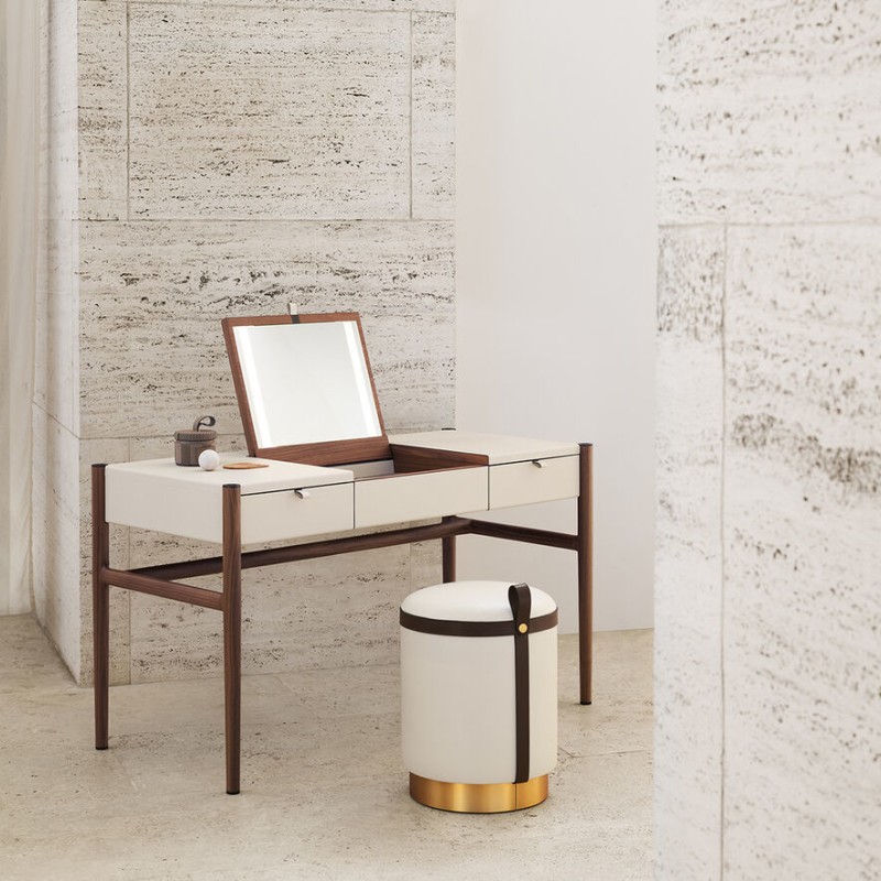 DD-17403 Dressing Tables