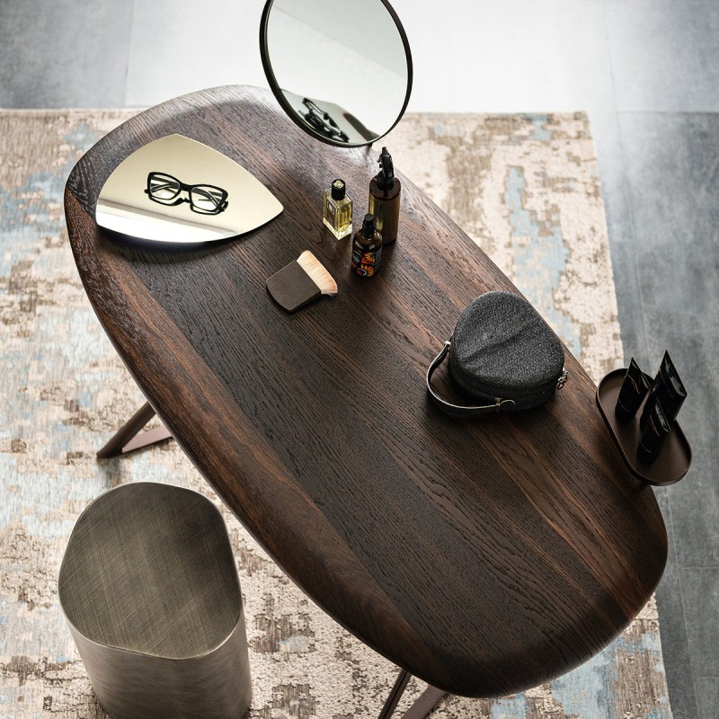 DD-17445 Dressing Tables